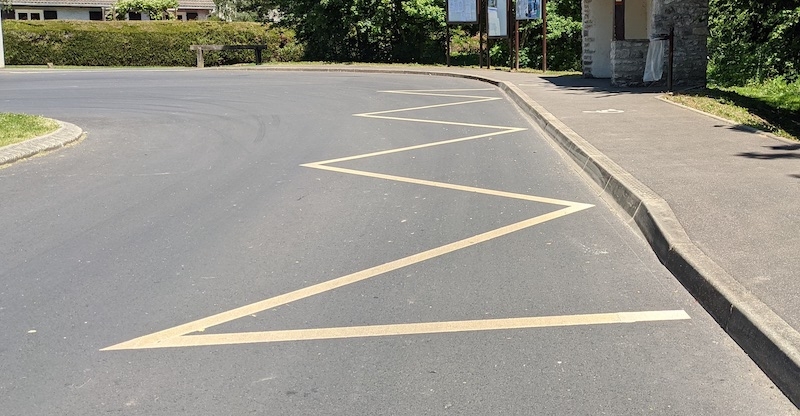 Marquage au sol d’un arrêt de bus