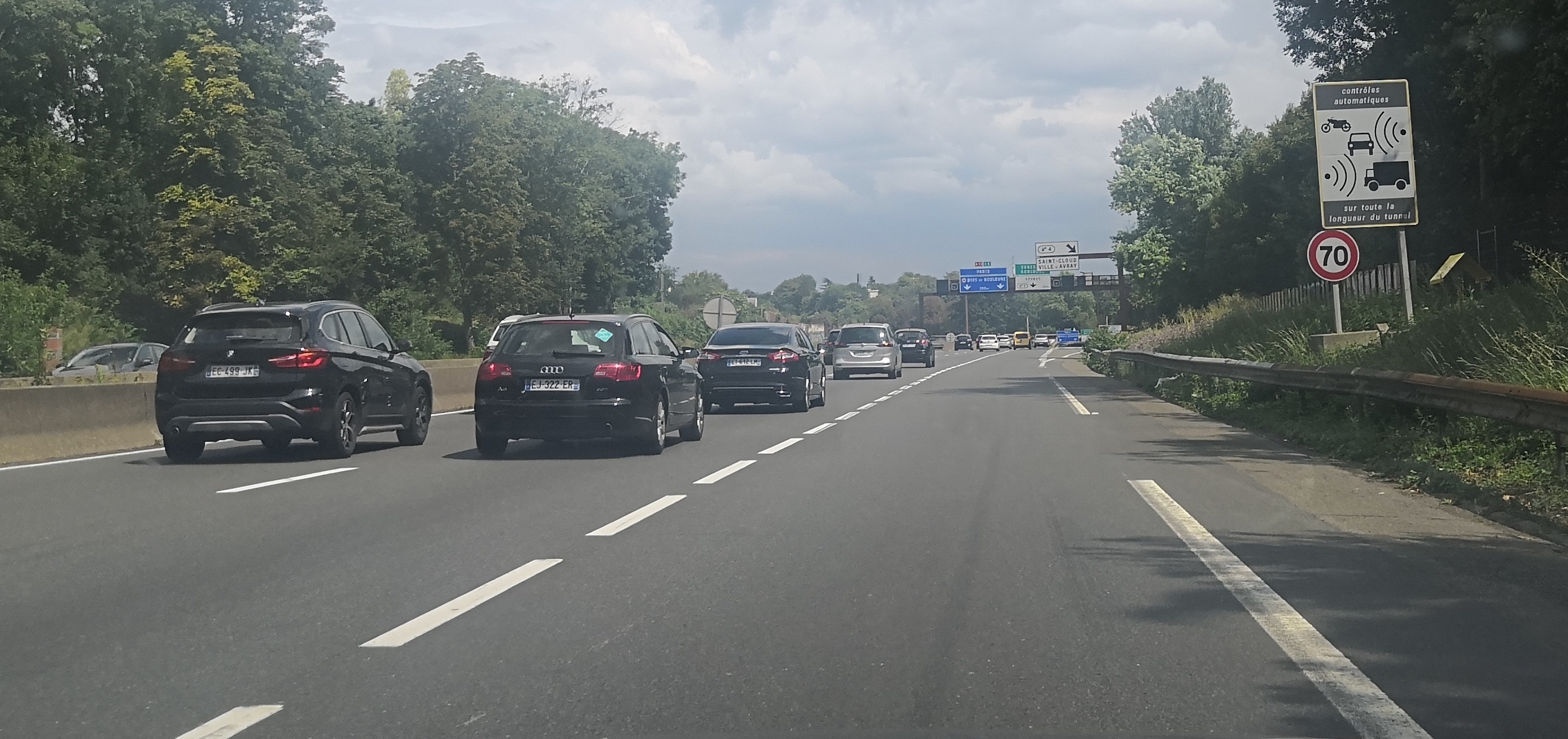 Ligne de dissuasion sur autoroute