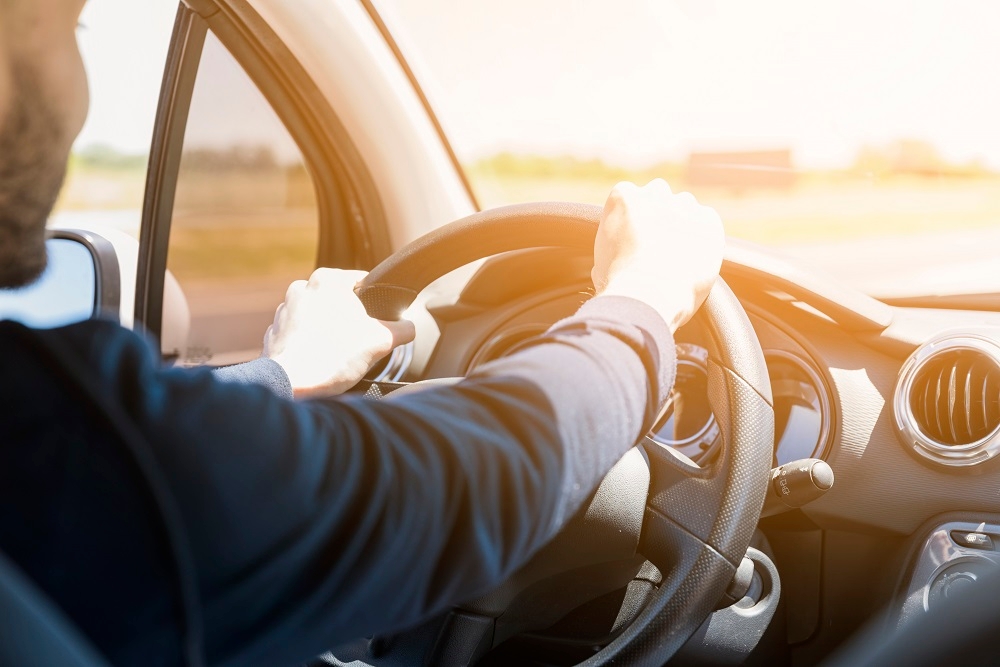 Conducteur au volant