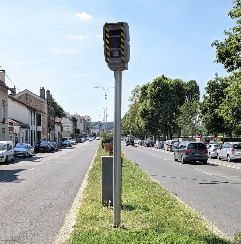 Radar automatique fixe en hauteur