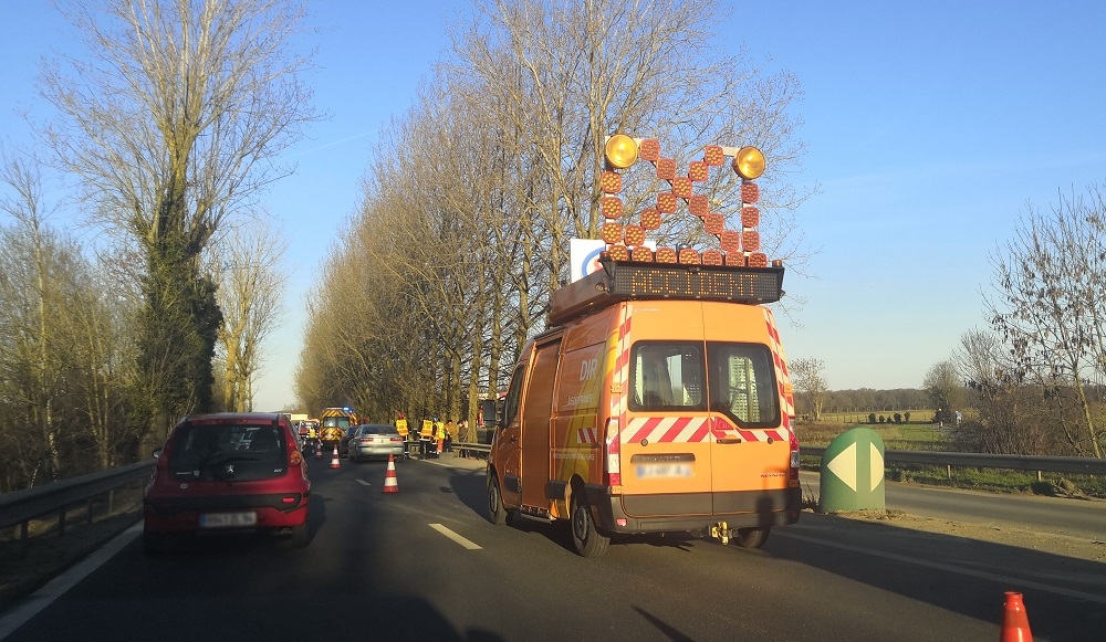 Signalisation embarquée sur un camion suite à un accident