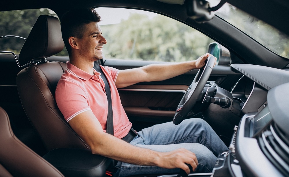 Conducteur à l’arrêt avec le Start and Stop